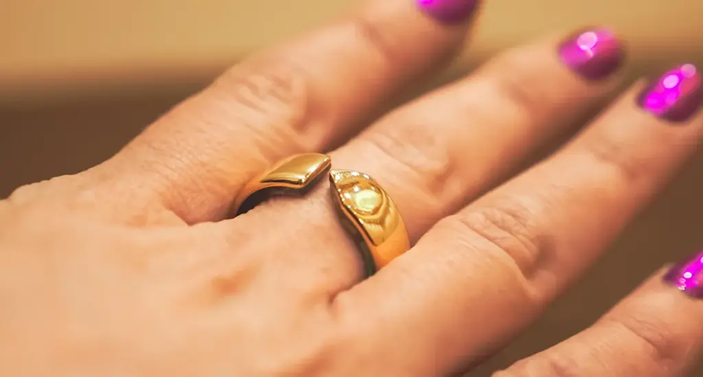 Evie Ring by Movano Smart Rings