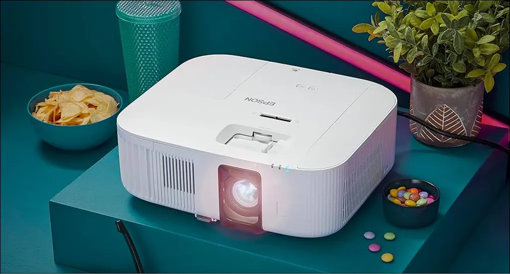 Epson EH-TW6250 (4K Pro-UHD)